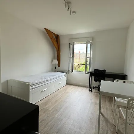 Charming Studio In The Heart Of Appartement